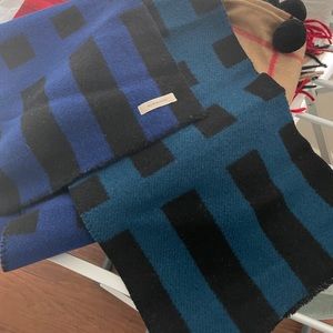 Burberry two-side check scarf